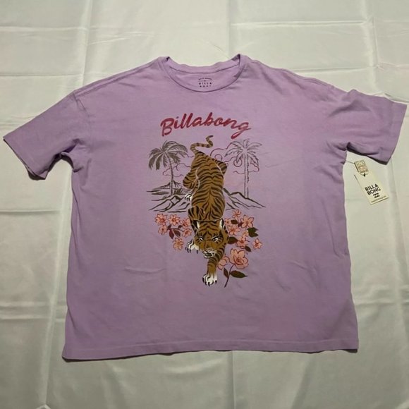 Billabong Tops - NWT BillaBong Wildlife Tee Medium Womens
